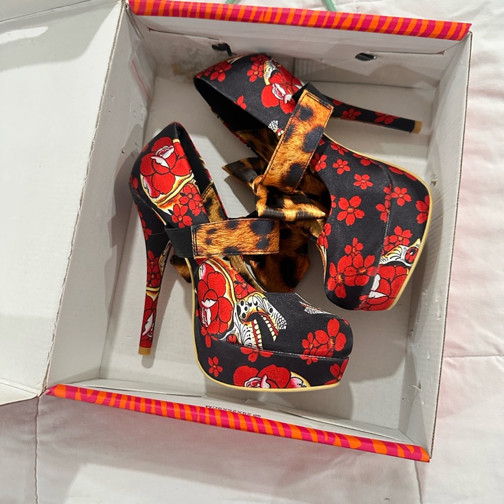 Iron Fist Red and Black Floral with skull and large Bow cheetah bow